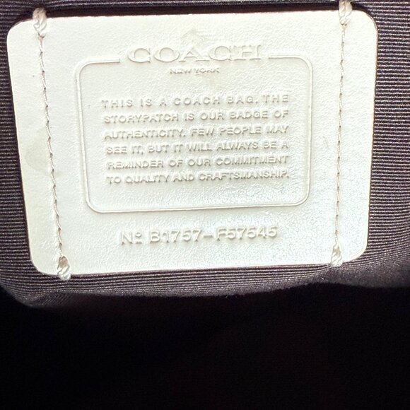 Coach Lexy Shoulder Bag – Chalk Pebble Leather Off White - Picture 8 of 15